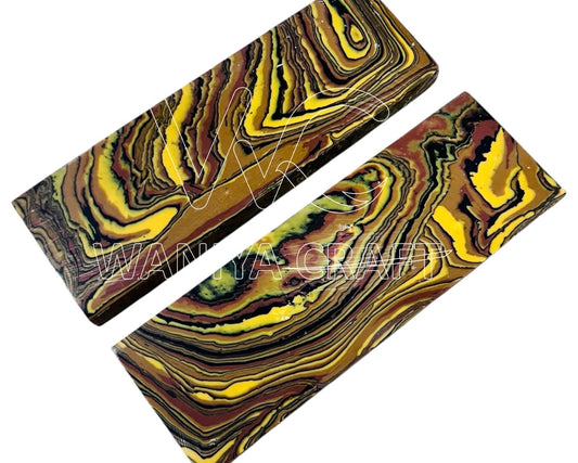 Recone Stone Brown spiney Scales