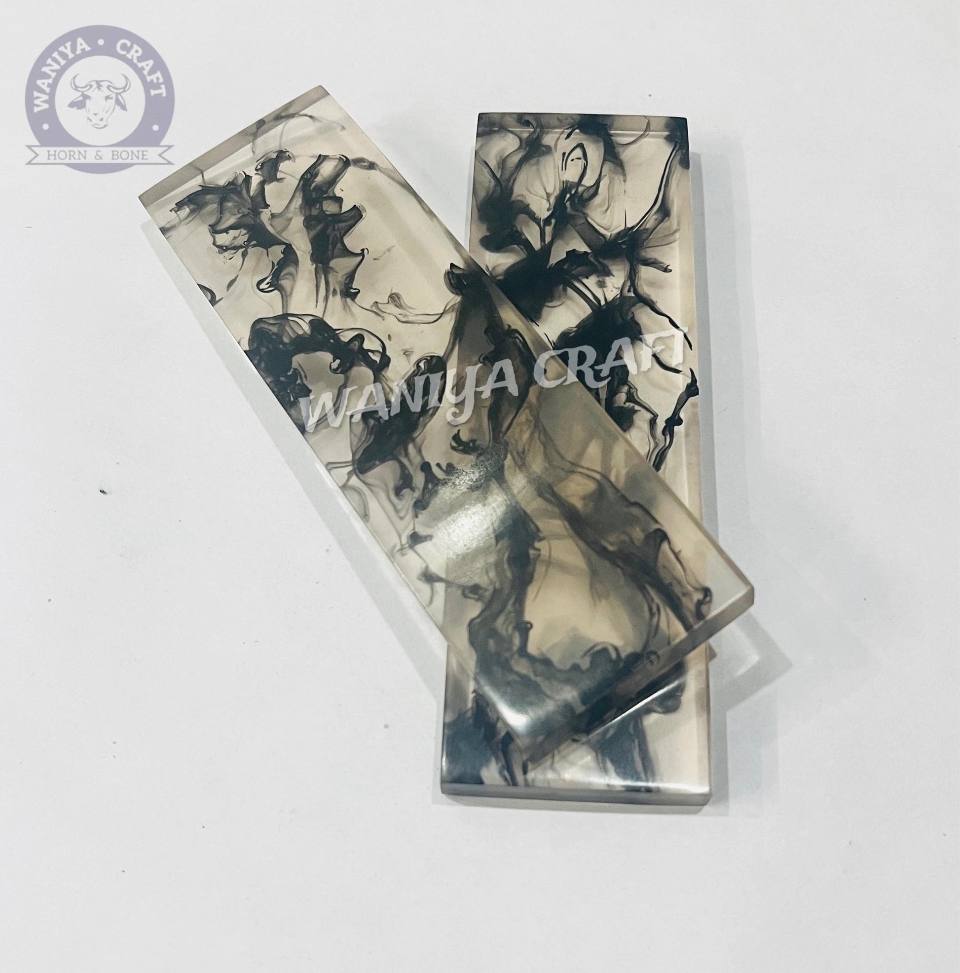 Acrylic Resin BlackbPeral scales - Waniya Craft