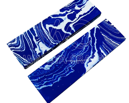 Recone Stone Blue Ice sky Scales